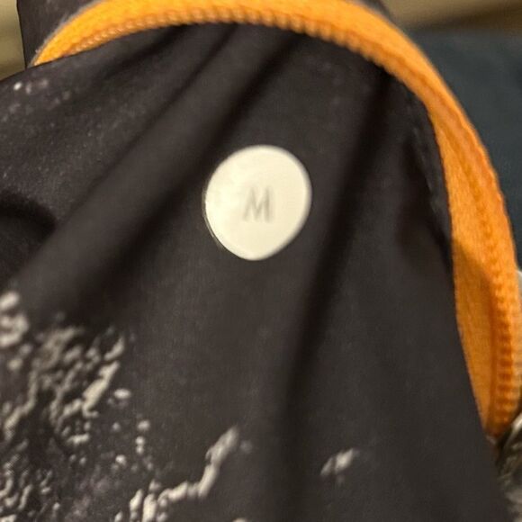 Lululemon Men’s Assert Short 9" Aerial Ice Black and White Size Medium - Picture 7 of 14